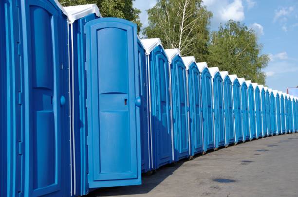 Best Portable bathroom rental  in Mentone, CA
